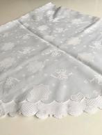 Mooi, rond zijdeachtig kersttafel kleed, Ophalen of Verzenden, Zo goed als nieuw, Rond, Binnen