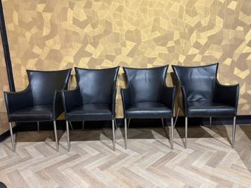 4 eetkamerstoelen topform. beschikbaar voor biedingen