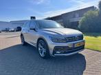 Volkswagen Tiguan 1.4 TSI 150pk 4Motion DSG 3x R-Line, Auto's, Automaat, Zwart, 4 cilinders, 2000 kg