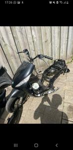 Zip 2 takt frame, Fietsen en Brommers, Scooters | Piaggio, Ophalen, Zo goed als nieuw, Zip