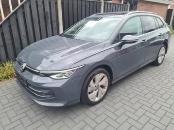 Volkswagen golf Variant nieuwste model 360 pano virtual dsg beschikbaar voor biedingen