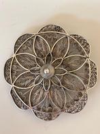 Broche | bloem | Filigraan, Ophalen, Overige materialen, 4 tot 7 cm, Gebruikt