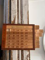 EEUWIGDURENDE HOUTEN KALENDER, Antiek en Kunst, Ophalen of Verzenden