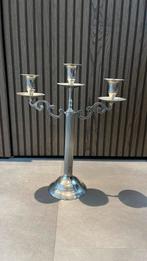 Stijlvolle zilverkleurige 3-armige kandelaar –in mooie staat, Ophalen of Verzenden