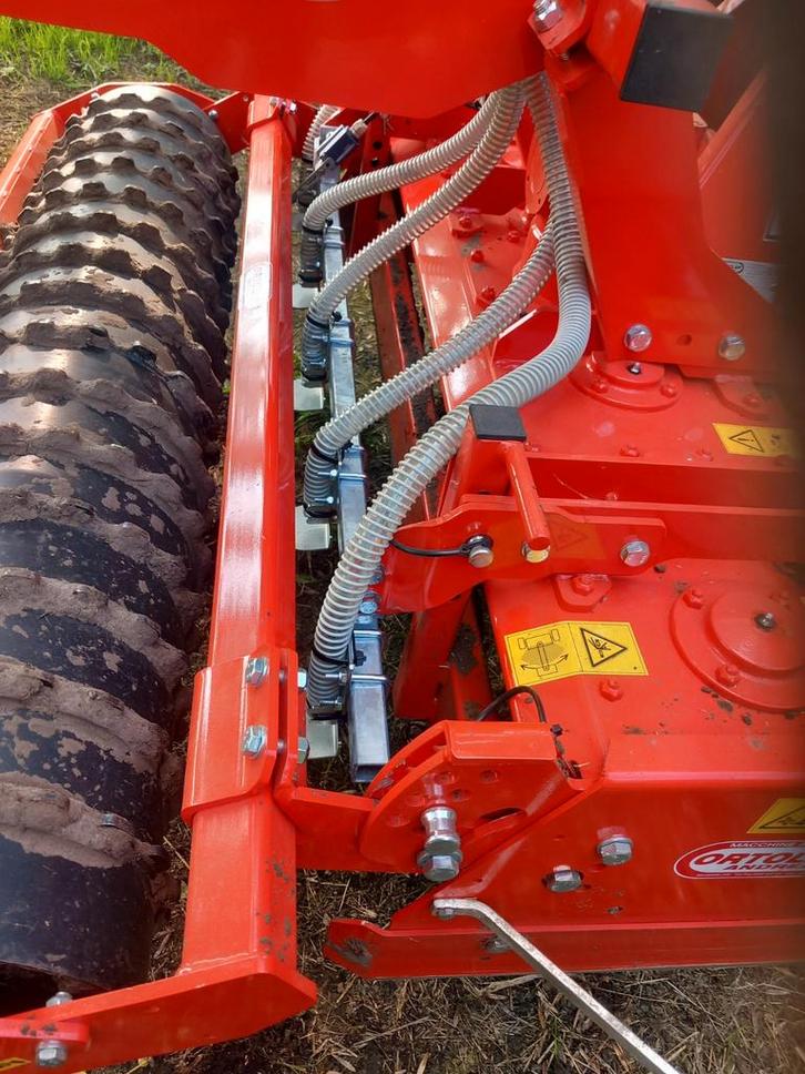 Zaaimachine frees landrol, Zakelijke goederen, Agrarisch | Werktuigen, Weidebouw, Ophalen