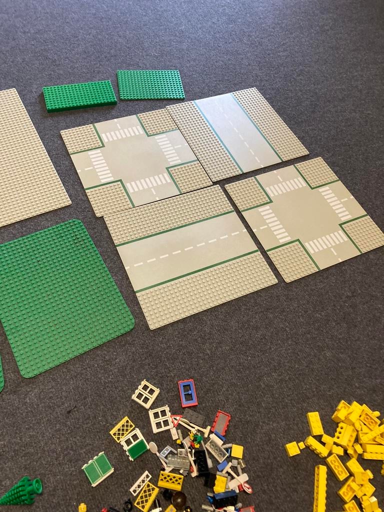 Te koop straatplaten, grondplaten en van alles wat., Kinderen en Baby's, Speelgoed | Duplo en Lego, Ophalen of Verzenden, Gebruikt