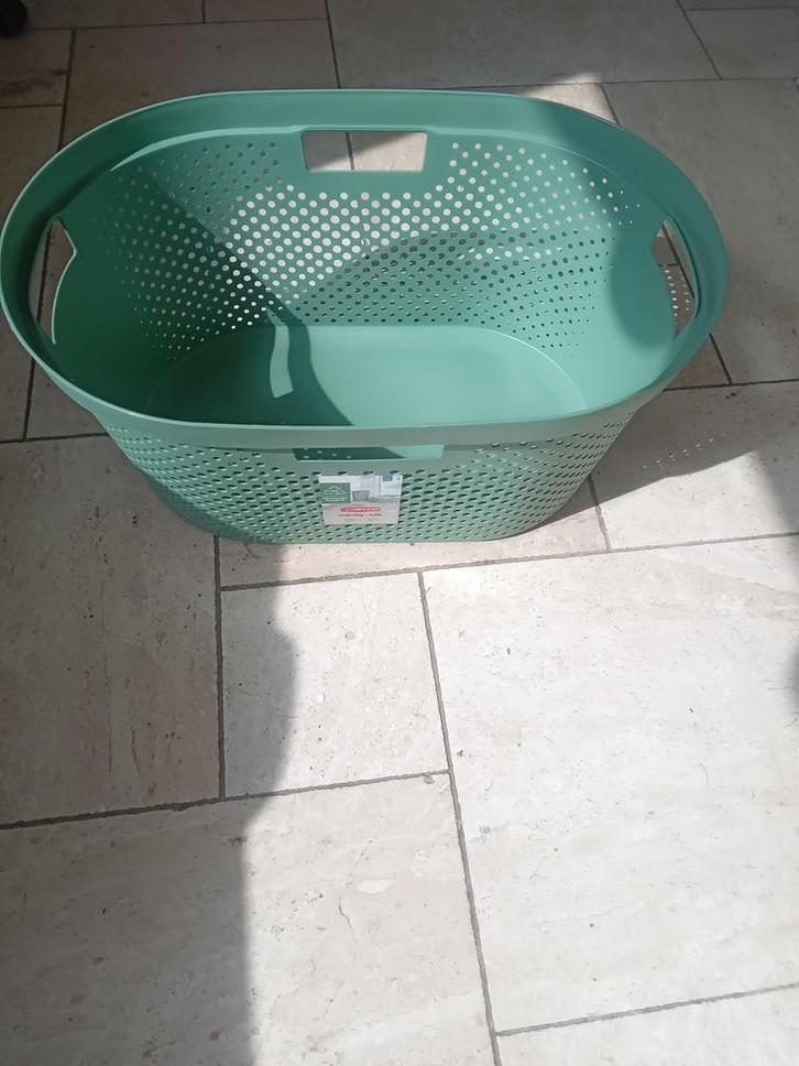 Was mand, Huis en Inrichting, Woonaccessoires | Schalen en Manden, Gebruikt, Overige vormen, Kunststof, Ophalen of Verzenden
