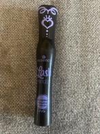 Essence mascara paars., Gebruikt, Ogen, Paars, Ophalen of Verzenden