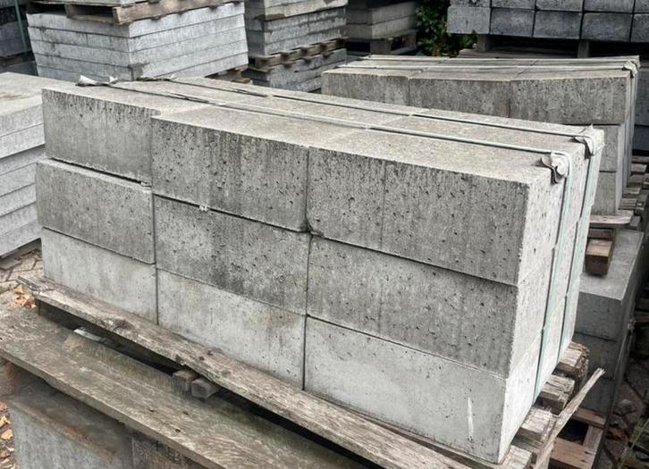 Oud Hollandse traptrede 50x37x15 cm RESTPARTIJ, Tuin en Terras, Tegels en Klinkers, Nieuw, Terrastegels, Beton, Ophalen