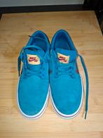 Mooie Nike schoenen maat 40 in petrol, Kleding | Dames, Schoenen, Overige kleuren, Nike, Ophalen of Verzenden, Sneakers of Gympen