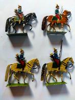 28 tinnen soldaatjes te paard  ,4 cm hoog, Ophalen of Verzenden, Zo goed als nieuw