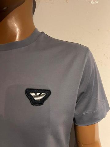 EMPORIO ARMANI T-shirt maat L origineel ZGAN beschikbaar voor biedingen