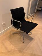 Eames EA 107, Huis en Inrichting, Bureaustoelen, Ophalen, Gebruikt, Zwart, Bureaustoel