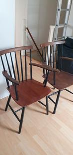 Twee vintage spijlen stoelen., Huis en Inrichting, Ophalen, Gebruikt