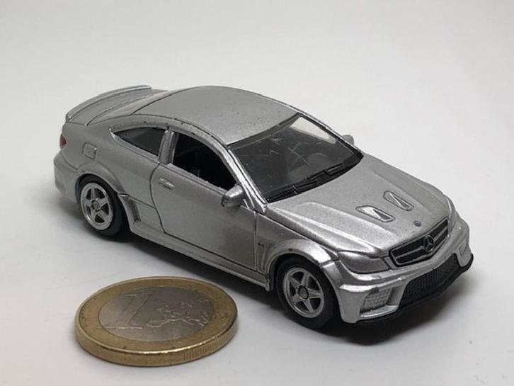 Mercedes C 63 AMG Zilver, Welly, Hobby en Vrije tijd, Modelauto's | Overige schalen, Gebruikt, Auto, Ophalen of Verzenden