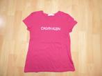 Mooi roze/rood t-shirt van Calvin Klein, maat 152 (12) ZGAN, Kinderen en Baby's, Kinderkleding | Maat 152, Meisje, Calvin Klein