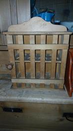 Twee houten eierrekjes, Ophalen of Verzenden