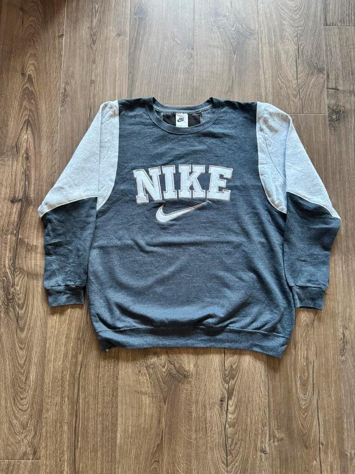 Nike Rework Sweater -Limited Edition- (Maat M), Kleding | Heren, Truien en Vesten, Nieuw, Maat 48/50 (M), Overige kleuren, Verzenden