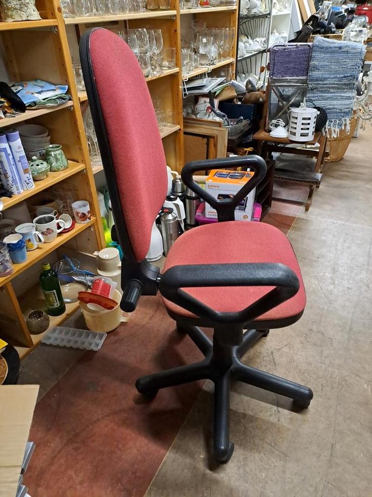 Rode Bureaustoel met Armleuningen, Huis en Inrichting, Bureaustoelen, Gebruikt, Bureaustoel, Rood, Ophalen