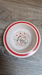 Plastic eetbordje van Ajax, Ophalen