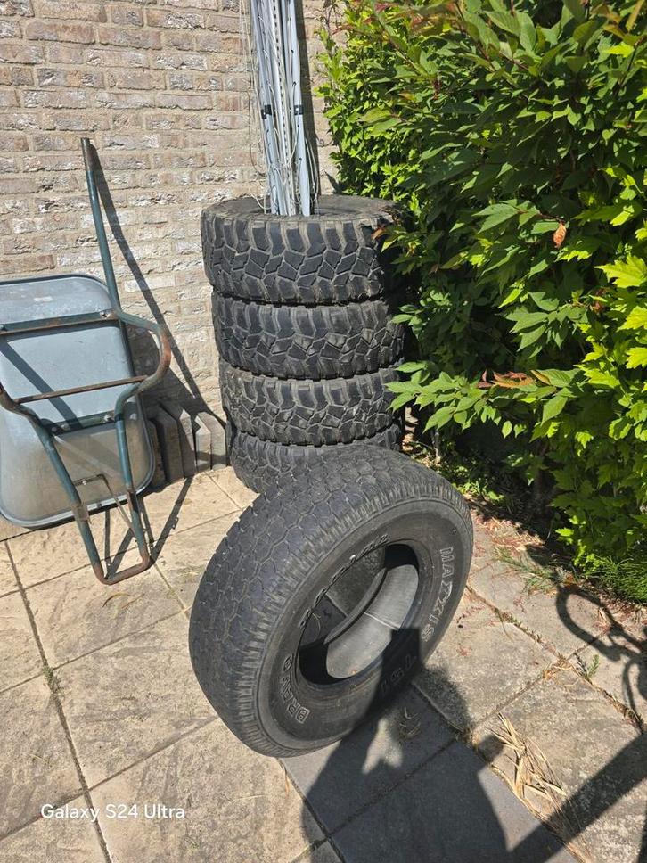 4 Off road banden, Auto-onderdelen, Banden en Velgen, Band(en), All Season, Terreinwagen, Gebruikt, Ophalen