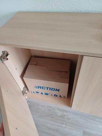 Gratis opbergkast met 3 deuren – zelf ophalen (Zaandam)