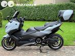 ⭐️ UNIEKE CUSTOM 2025 Yamaha TMAX 560 TECH MAX BTW MOTOR !, Bedrijf, 560 cc, Handvatverwarming, Minimaal motorrijbewijs A2