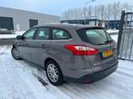 Ford Focus 1.0 Ecoboost Wagon 2013 Clima Navi Cruise, Auto's, Zwart, Bruin, Origineel Nederlands, Handgeschakeld