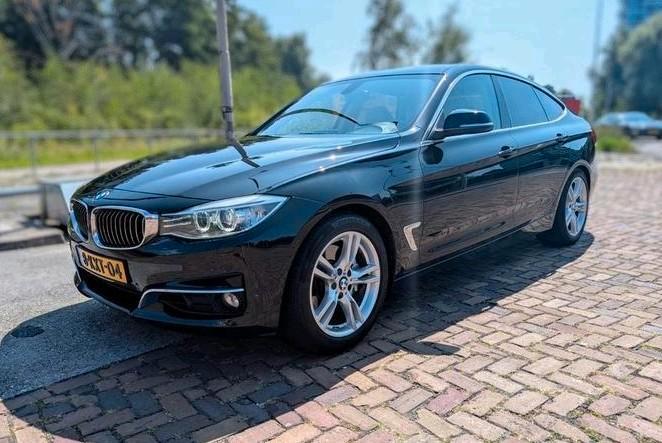 BMW 3-Serie GT 335I Aut8 2013 Zwart APK 01/27, Auto's, BMW, Particulier, 3-Serie GT, Airbags, Airconditioning, Alarm, Bluetooth
