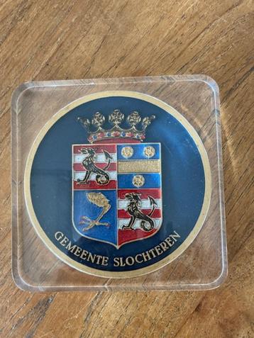 Plexiglas presse papier met wapen Gemeente Slochteren beschikbaar voor biedingen