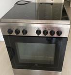 Indesit ceramisch fornuis, Ophalen, Gebruikt, Keramisch, 4 kookzones