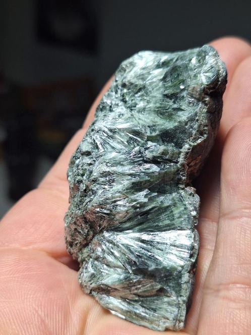 SERAFINIET (ANGEL WING), Verzamelen, Mineralen en Fossielen, Mineraal, Ophalen of Verzenden