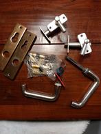 2 cilinder sloten met gelijke sleutel, hang en sluitwerk, Doe-het-zelf en Verbouw, Hang- en Sluitwerk, Ophalen of Verzenden, Gebruikt