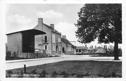(378-347-039) Herwijnen Gemeentehuis, Verzamelen, Ansichtkaarten | Nederland, Gelderland, Verzenden