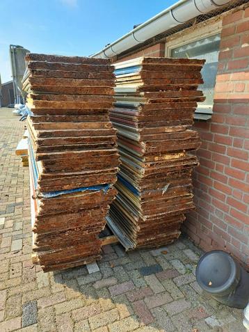 Sandwichpanelen beschikbaar voor biedingen