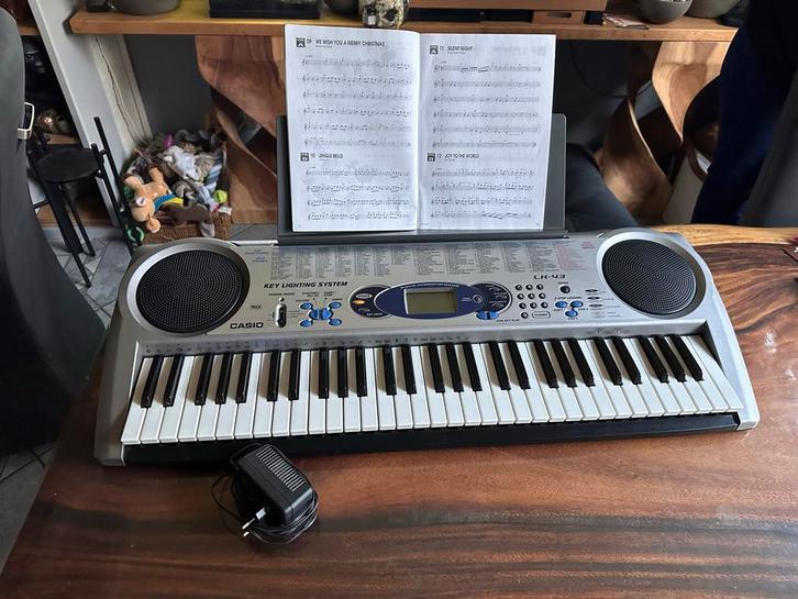 Keyboard casai LK-43, Muziek en Instrumenten, Keyboards, Zo goed als nieuw, 61 toetsen, Casio, Aanslaggevoelig, Ophalen
