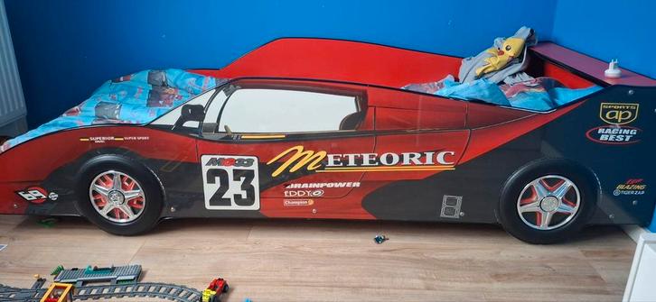 Kinderbed 90x200 met hoge zijkanten, Huis en Inrichting, Slaapkamer | Bedden, Gebruikt, Eenpersoons, 90 cm, 200 cm, Hout, Rood