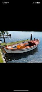 Te koop prachtig gelijnde sloep incl trailer, Watersport en Boten, Ophalen, Zo goed als nieuw, Benzine, Binnenboordmotor