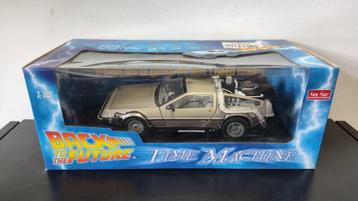 Sunstar Delorean Back to the Future Time Machine 1/18 beschikbaar voor biedingen