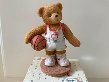 Cherished teddies Larry basketbal high school serie beschikbaar voor biedingen