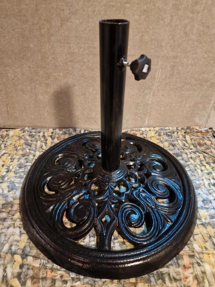 Gietijzeren Parasolvoet., Tuin en Terras, Parasols, Gebruikt, Parasolvoet, Minder dan 1 meter, Ophalen