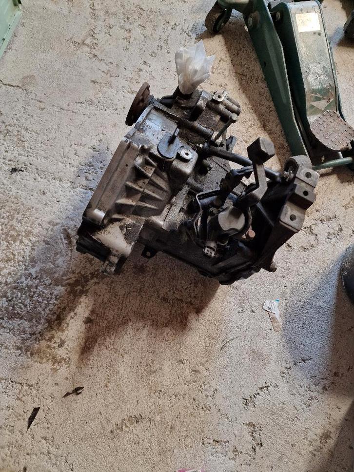 Versnellingsbak ombouw r32 vr6 mk1 mk2 mk3, Auto-onderdelen, Transmissie en Toebehoren, Ophalen