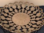 Vintage messing schaal met bloemmotief, Overige materialen, Gebruikt, Schaal, Rond