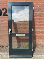 Meranti houten voordeur, Ophalen, Zo goed als nieuw, Hout, Buitendeur