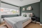Bed 160*220, Ophalen, Beige, Tweepersoons, Zo goed als nieuw