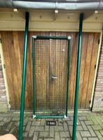 Metalen poort in RAL6005 (groen) met ronde palen – 200x90 cm, https://www.hekwerk-centrale-twente.nl/pages/offerte-aanvragen-2