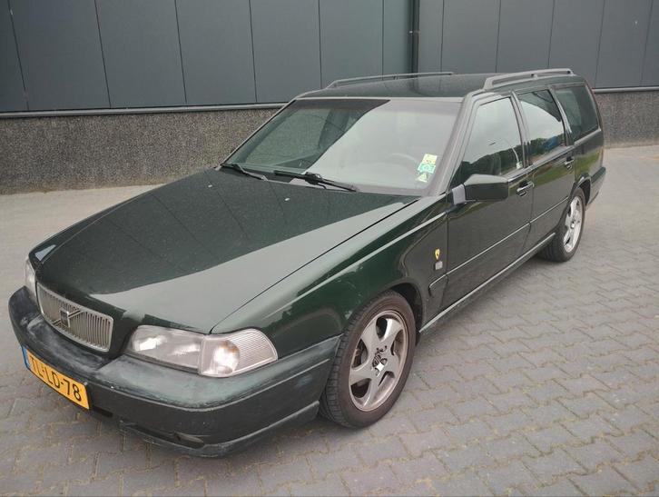 Volvo V70 classic Estate 2.5 10V bj 1998, Auto's, Volvo, Particulier, V70, ABS, Airbags, Airconditioning, Alarm, Bluetooth, Boordcomputer