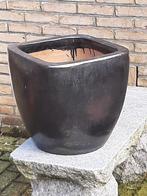 Zware dikwandige plantenbak
Diam +/- 40 cm, Ophalen, Steen, Gebruikt, 40 cm of meer
