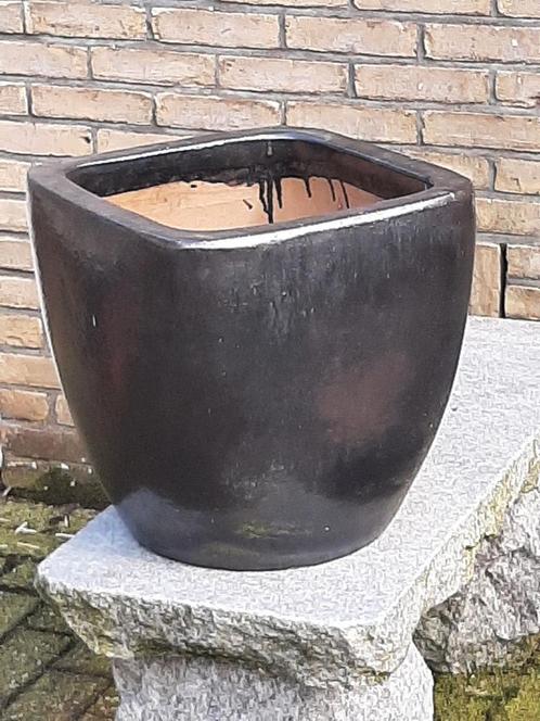 Zware dikwandige plantenbak
Diam +/- 40 cm, Tuin en Terras, Bloempotten, Gebruikt, Steen, Balkon, Tuin, 40 tot 70 cm, 40 cm of meer