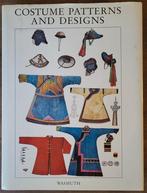 Boek: Costume patterns and designs, Zo goed als nieuw, Ophalen